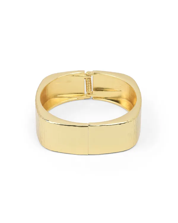 Anti_Tarnish__Bracelet_Golden_Plated_Squre